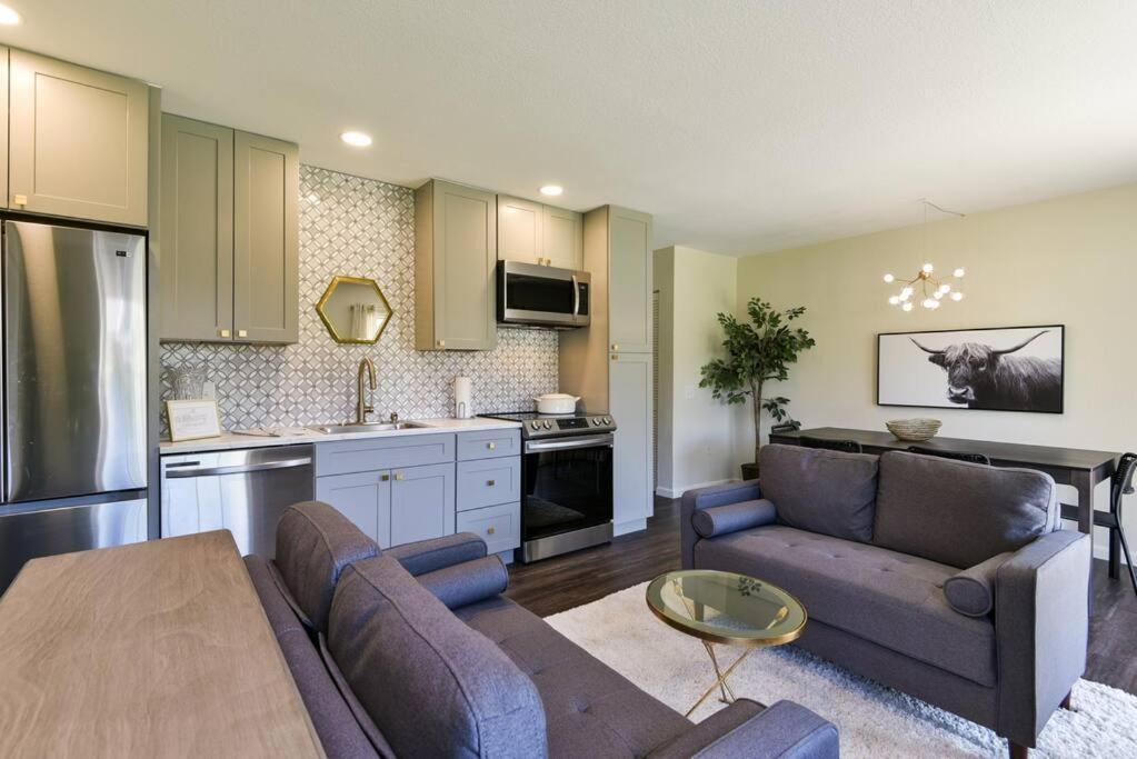 Sparkling Designer 3 Bed Suite By Taneycomo Branson Luaran gambar